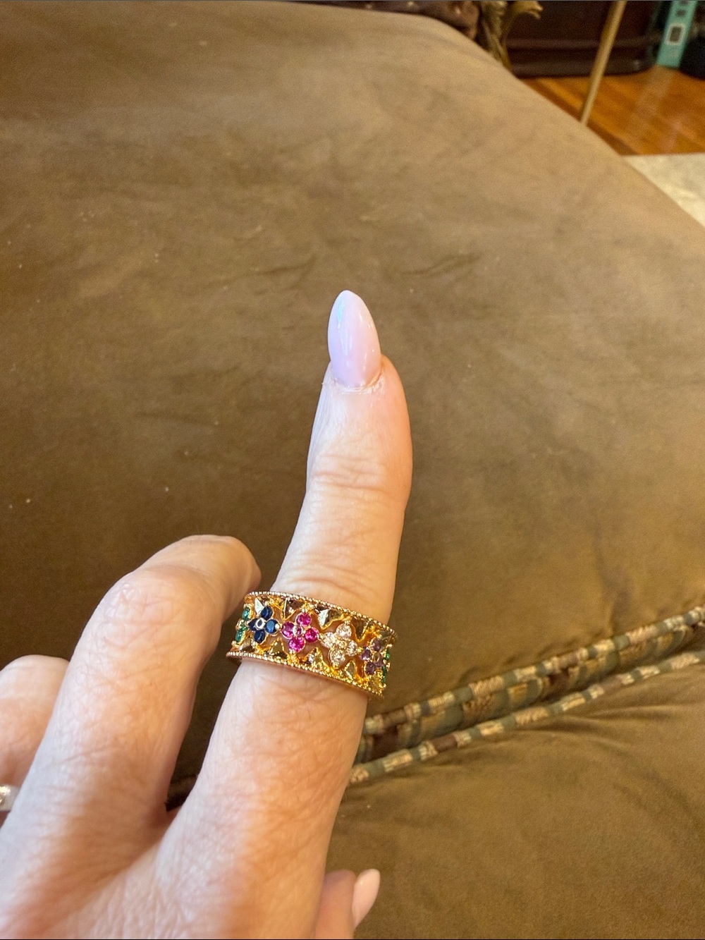 Adina Eden NWT Gold Multi-Stone Floral Band Ring